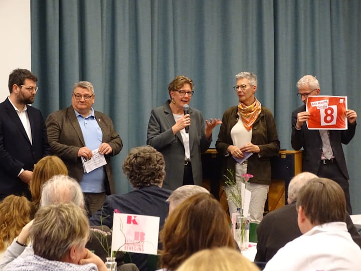 Johannes Becher (Grüne), Katja Weitzel (SPD) und Luise Clemens (ver.di Bayern) auf dem Jahresempfang der KAB Bayern 2026.